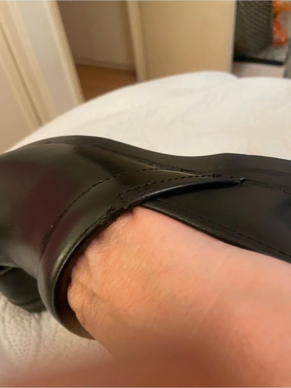 Black unisex Slip-On Clogs